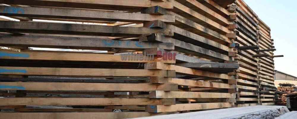 holz_fuer_den_fassbau_daubenstapel